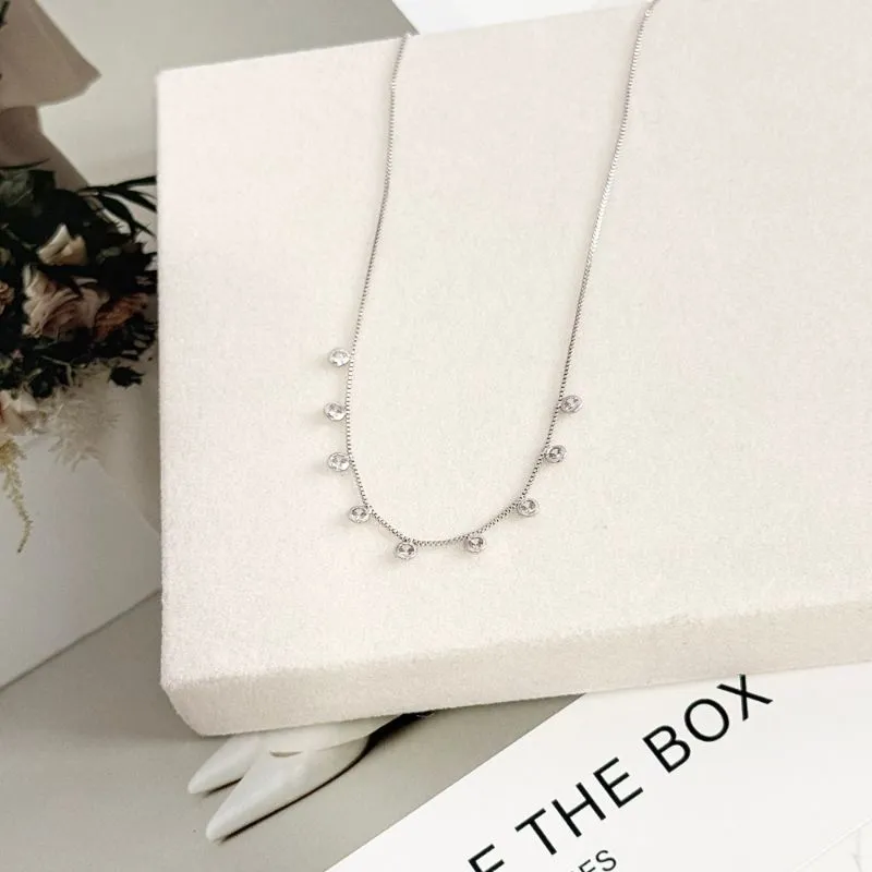 COLAR CHOKER PONTOS DE LUZ CRISTAL