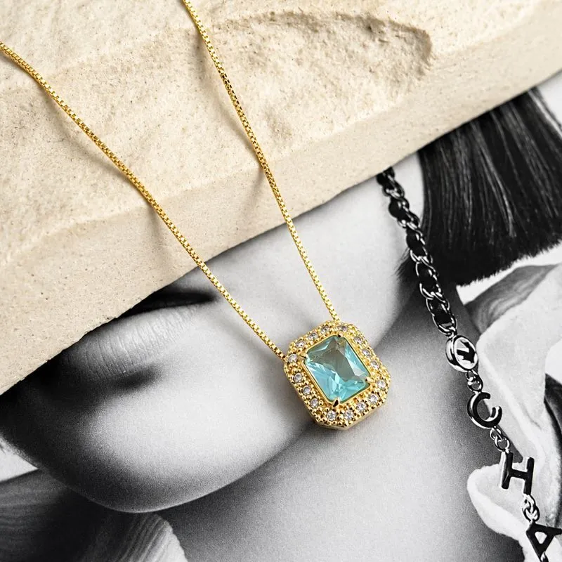 COLAR PINGENTE QUADRADO ESTILO PRINCESA PEDRA AZUL ACQUA