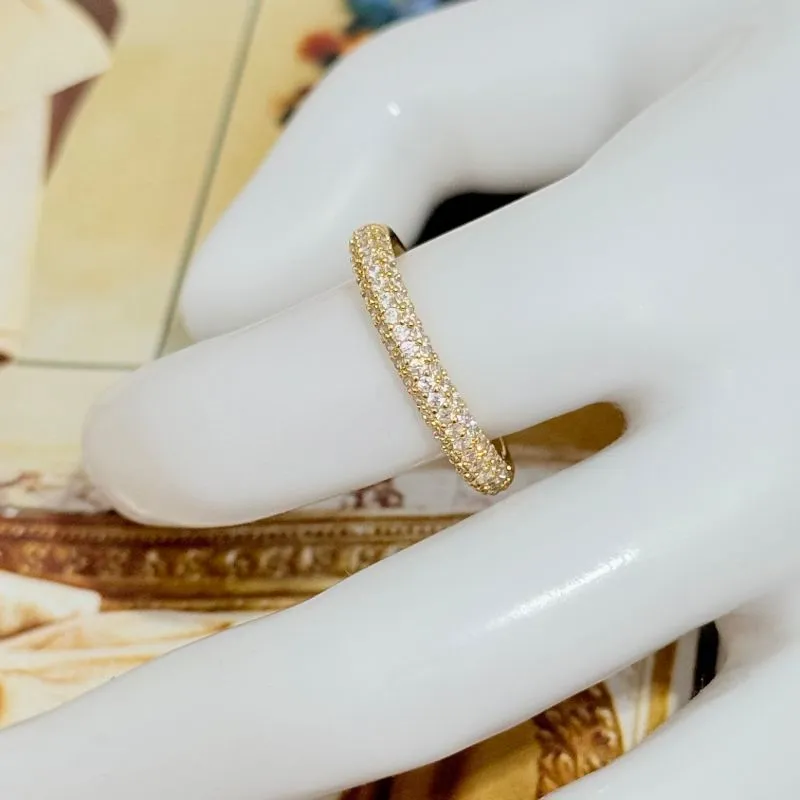 ANEL MEIA ALIANÇA ZIRCONIAS CRISTAL