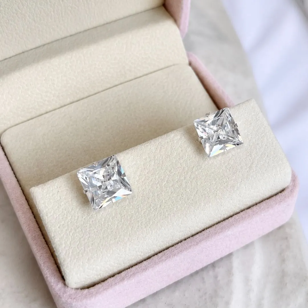 BRINCO PRATA925 ZIRCONIA QUADRADA 10X10