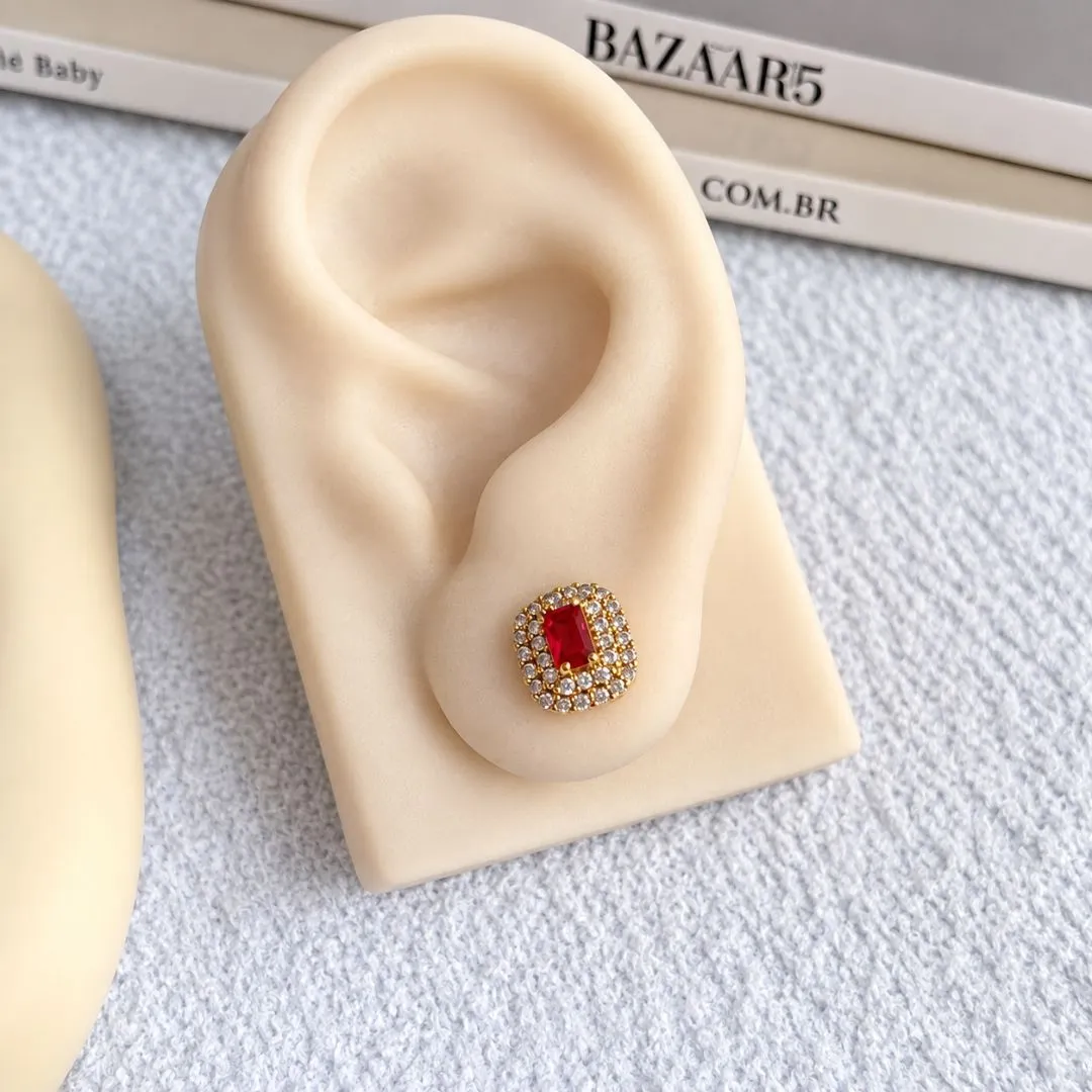 BRINCO RETANGULAR COM MICRO ZIRCONIAS - VERMELHO