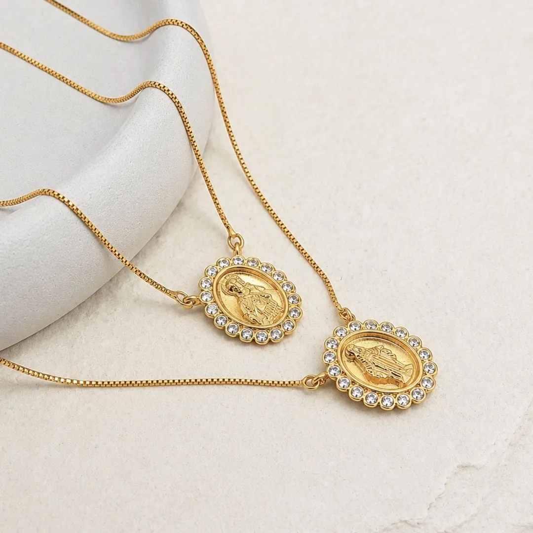 ESCAPULÁRIO OVAL COM PEDRARIA - NOSSA SENHORA DAS GRAÇAS E JESUS CRISTO